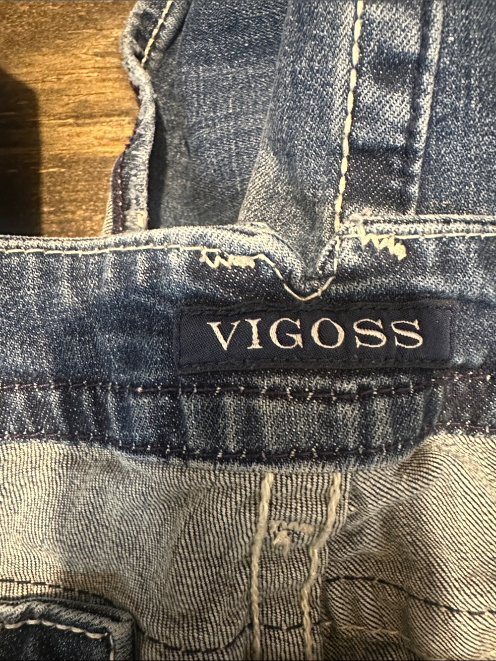 Two pair of Women’s size 18 capris like new - Picture 2 of 6